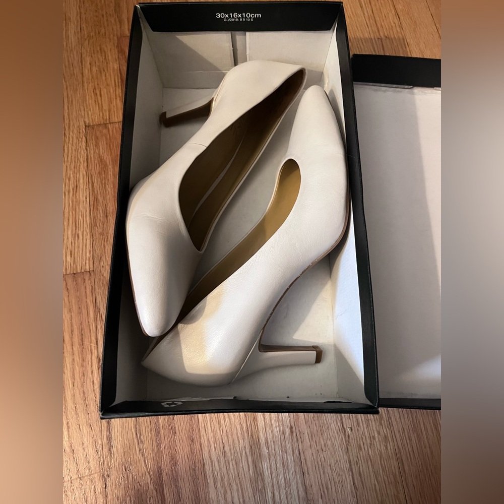 Naturalizer Cream Women's Heels 7.5 Evie Alabaster